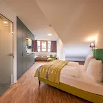 Pradl Elf My- Hotel 3*