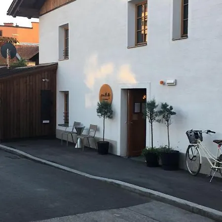 Pradl Elf My- Szálloda